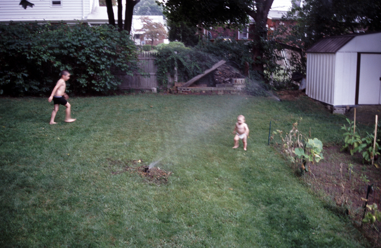 04-08-15, 15, Mikey in the sprinklers