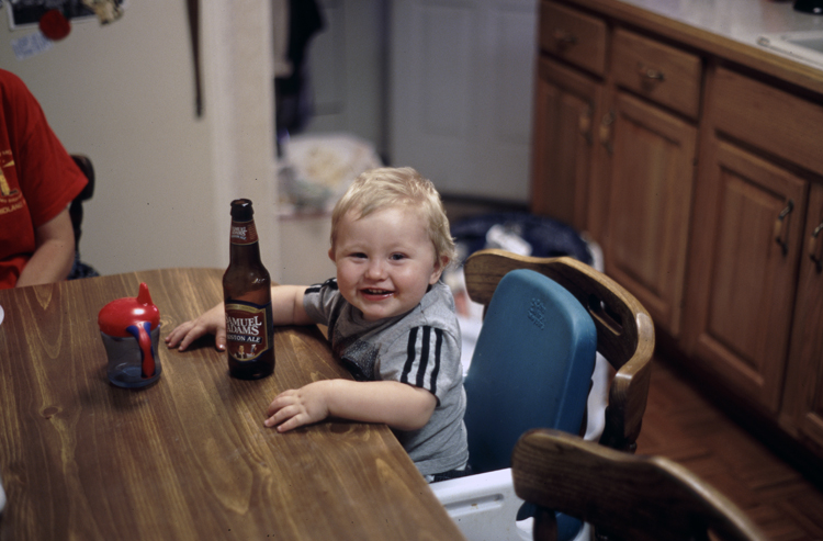 04-10-03, 01, Connor with his Bottle, Mikey and Linda's Birthday