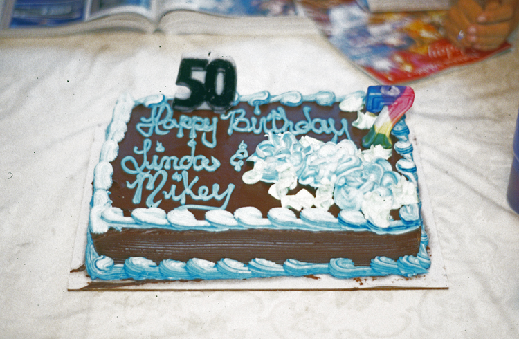 04-10-03, 20, The Birthday Cake, Mikey and Linda's Birthday