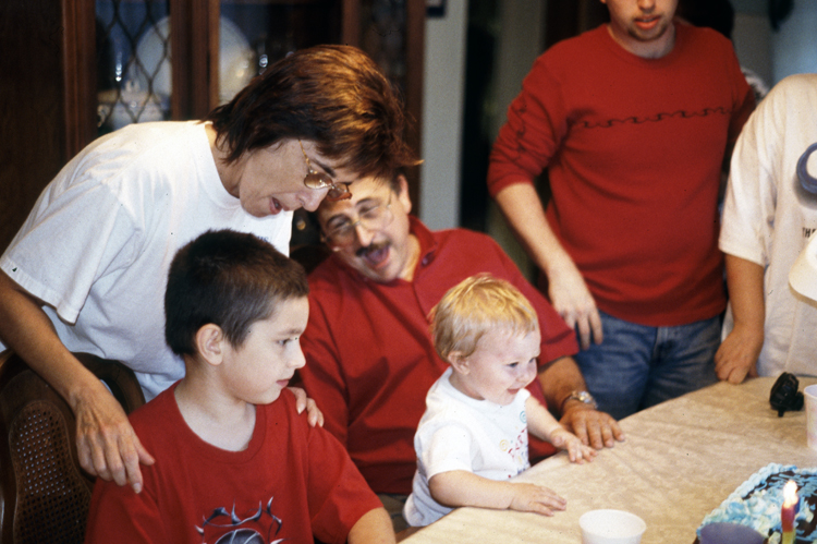 04-10-03, 24, Mikey, Linda, Mike, and Connor, Mikey and Linda's Birthday