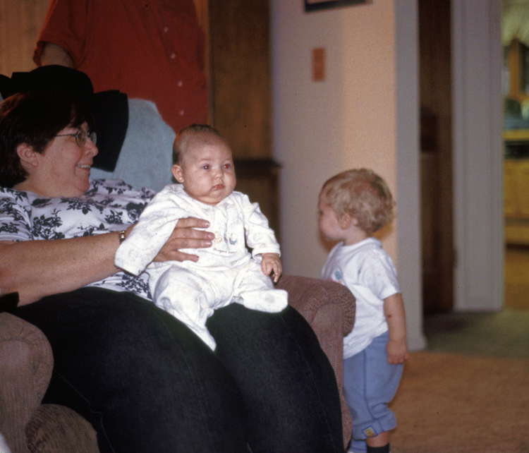 04-10-03, 37, Janice, Kaitlyn and Connor, Mikey and Linda's Birthday