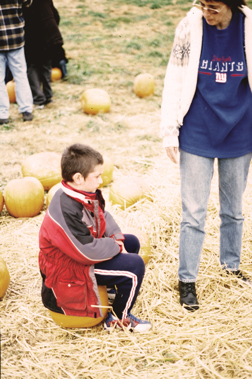 04-10-16, 11, Mikey and Linda with a pumpkin, New Jersey