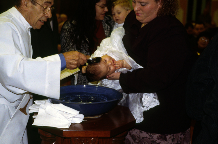 04-11-21, 03, Lisa, Connor, Kaitlyn, and Jody, Christening