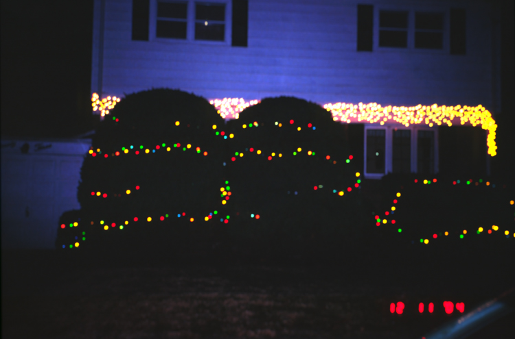 04-12-11, 07, Christmas Lights, Saddle Brook NJ