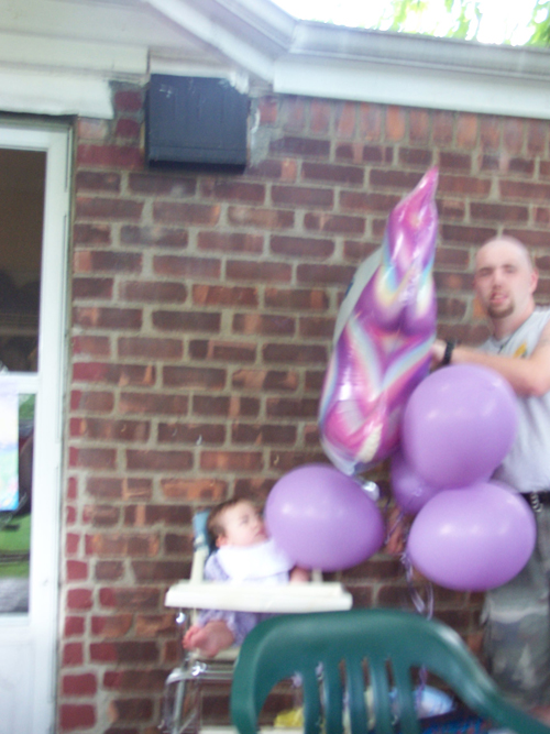 05-06-18, 14, Balloons and Michael, Kaitlyn's Birthday.