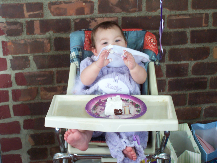 05-06-18, 16, Kaitlyn eating cake, Kaitlyn's Birthday.