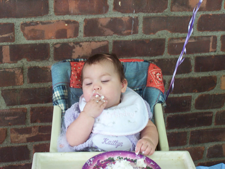 05-06-18, 20, Kaitlyn eating cake, Kaitlyn's Birthday.