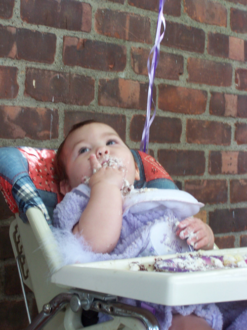 05-06-18, 26, Kaitlyn eating cake, Kaitlyn's Birthday.