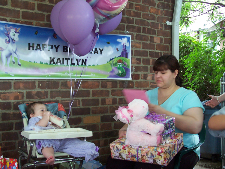 05-06-18, 32, Kaitlyn and Lisa, Kaitlyn's Birthday.