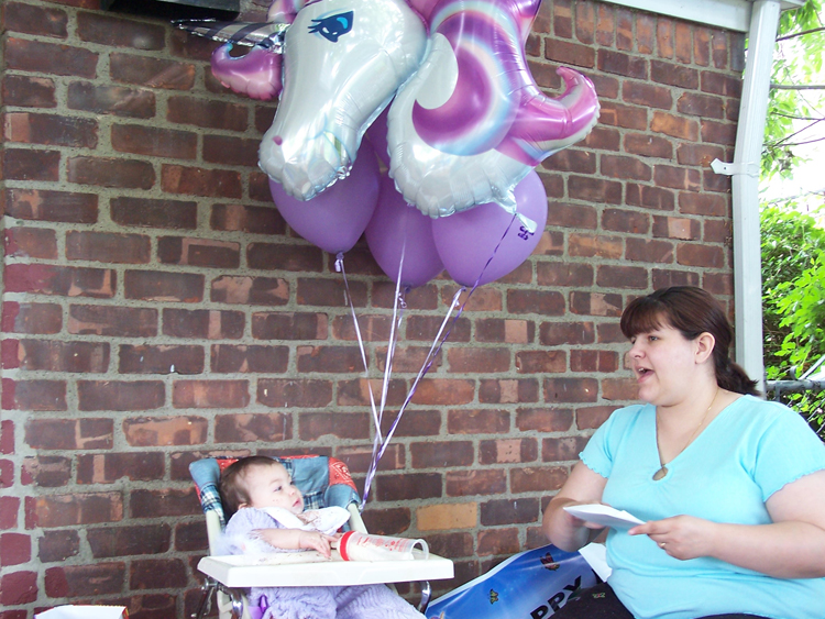 05-06-18, 34, Kaitlyn and Lisa, Kaitlyn's Birthday.