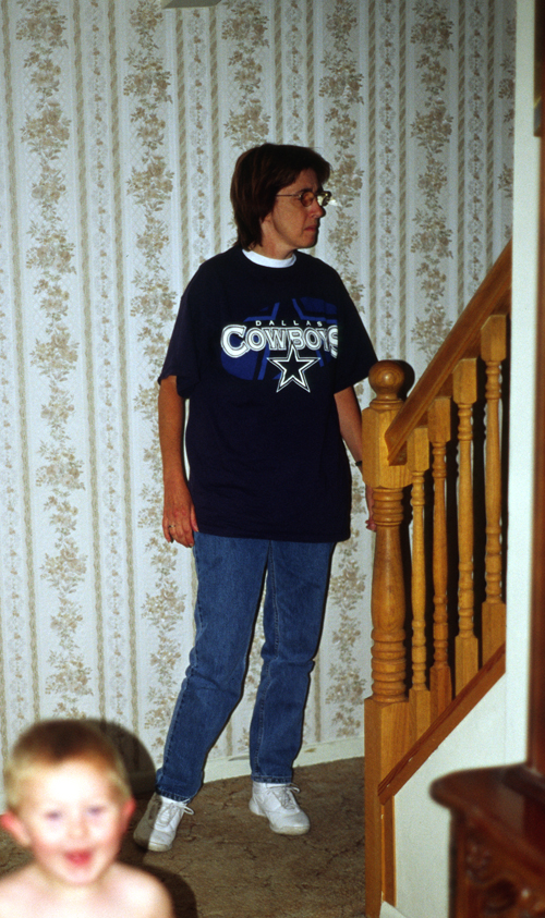 05-10-16, 06, Linda as a Cowboy Fan, Saddle Brook, NJ