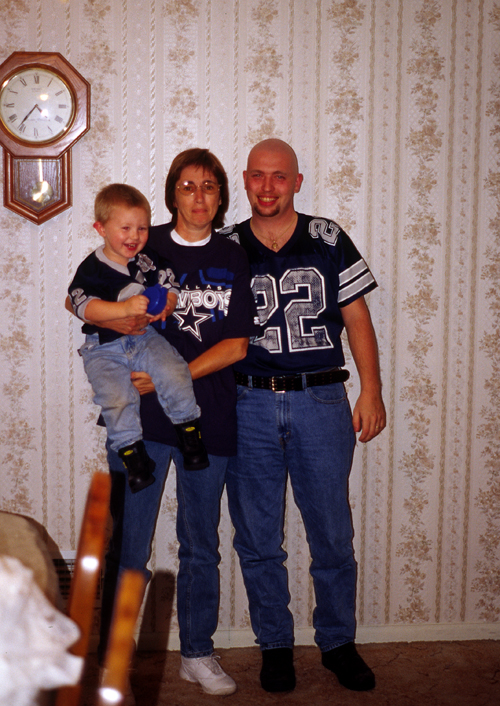 05-10-16, 13, Connor, Linda and Michael, The Dallas Fan Club, Saddle Brook, NJ