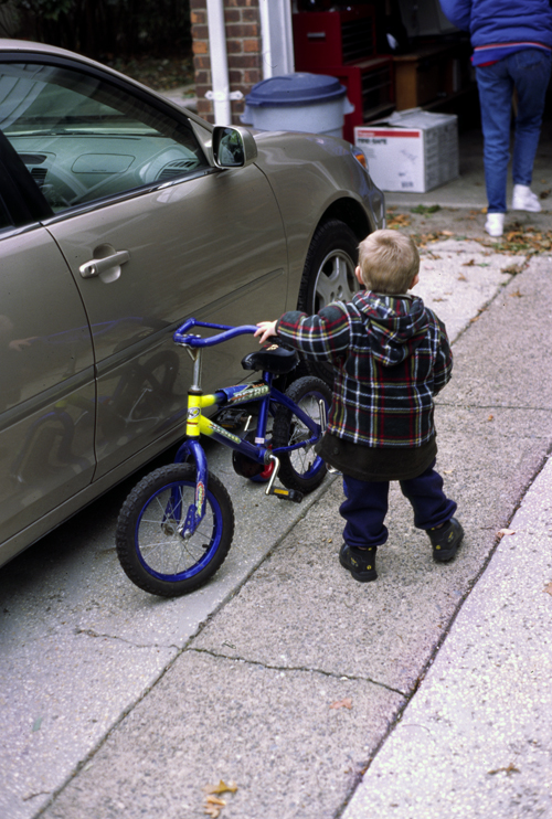 05-10-29, 01, Connor with his Bike, Saddle Brook, NJ