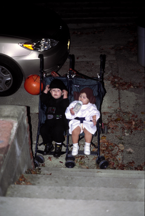 05-10-31, 03, Connor and Kaitlyn, Trick-or-Treating, Saddle Brook, NJ