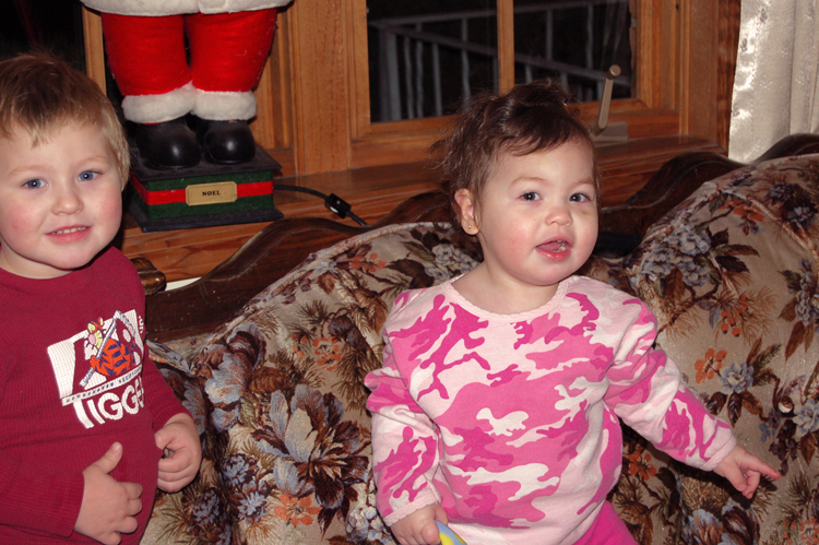 05-12-07, 16, Connor and Kaitlyn checking out Santa Claus