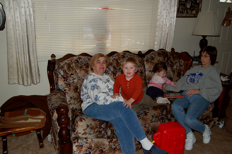 05-12-17, 16, Grandma, Connor, Kaitlyn, and Linda