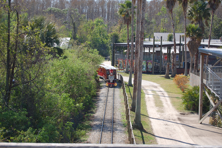 06-02-27, 22, Train, Gator Land, Fl