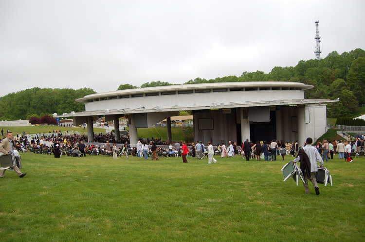 06-05-11, 028, Graduation, Janice, Kean, NJ