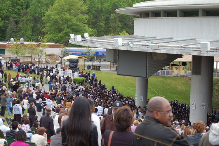 06-05-11, 037, Graduation, Janice, Kean, NJ