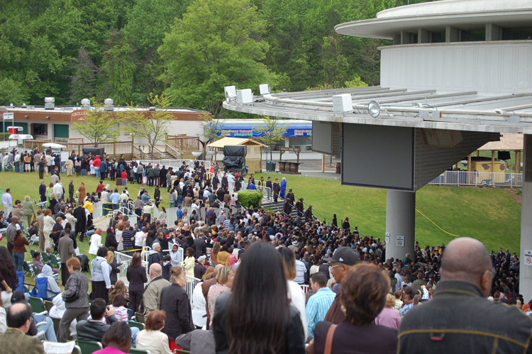 06-05-11, 038, Graduation, Janice, Kean, NJ