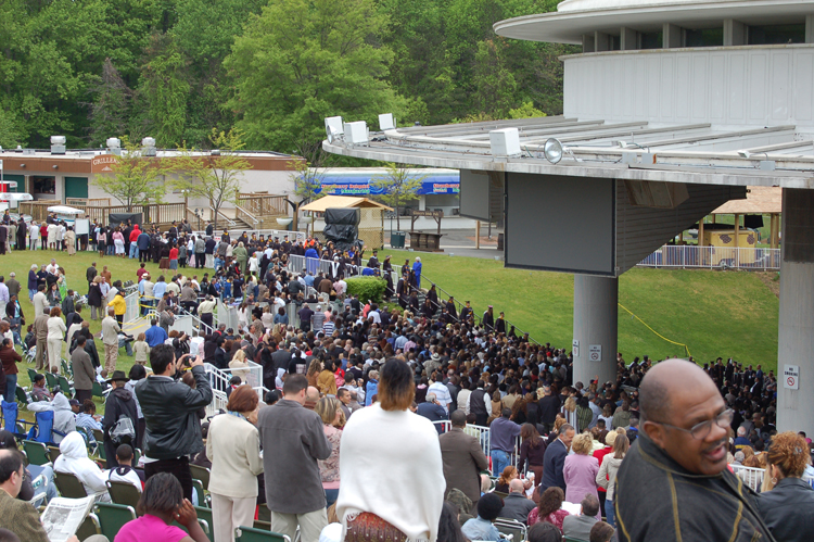 06-05-11, 044, Graduation, Janice, Kean, NJ