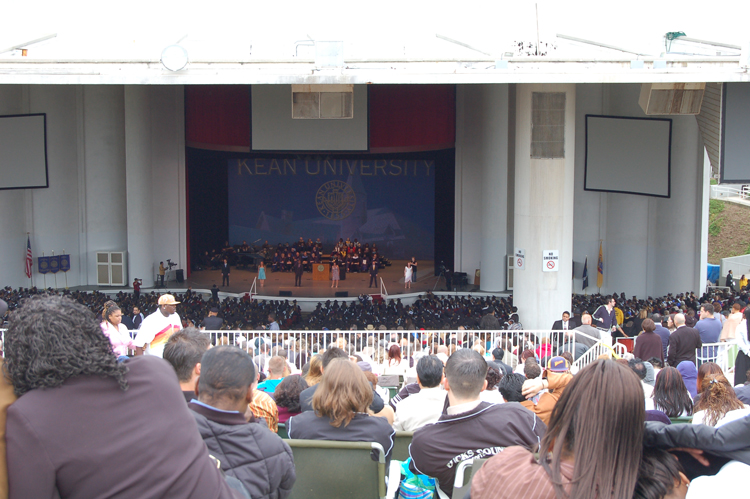 06-05-11, 056, Graduation, Janice, Kean, NJ