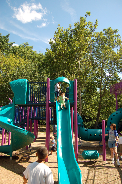 06-08-11, 027, Connor, Kaitlyn and Linda at the Saddle Brook Park