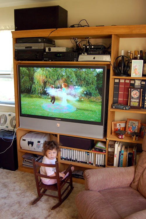 06-08-12, 001, Kaitlyn watching TV, Saddle Brook