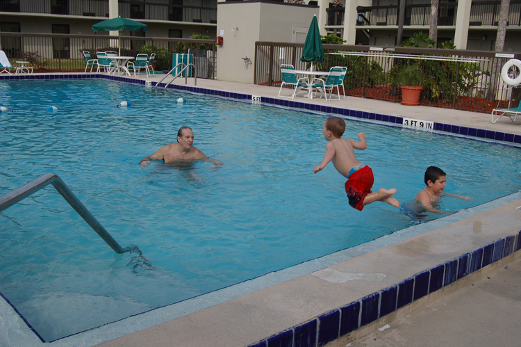 07-02-26, 073, Gerry, Connor and Mikey, Pool, Hampton Inn, FL