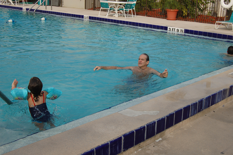 07-02-26, 081, Kaitlyn and Gerry, Pool, Hampton Inn, FL