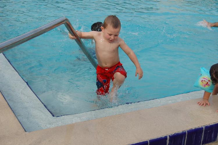 07-02-26, 086, Connor, Pool, Hampton Inn, FL