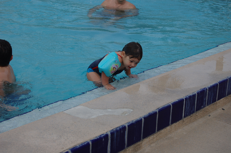 07-02-26, 094, Kaitlyn, Pool, Hampton Inn, FL