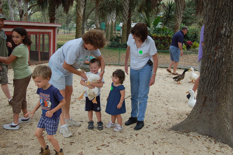 07-03-01, 022, Connor, Kaitlyn and Linda, Green Meadows, FL