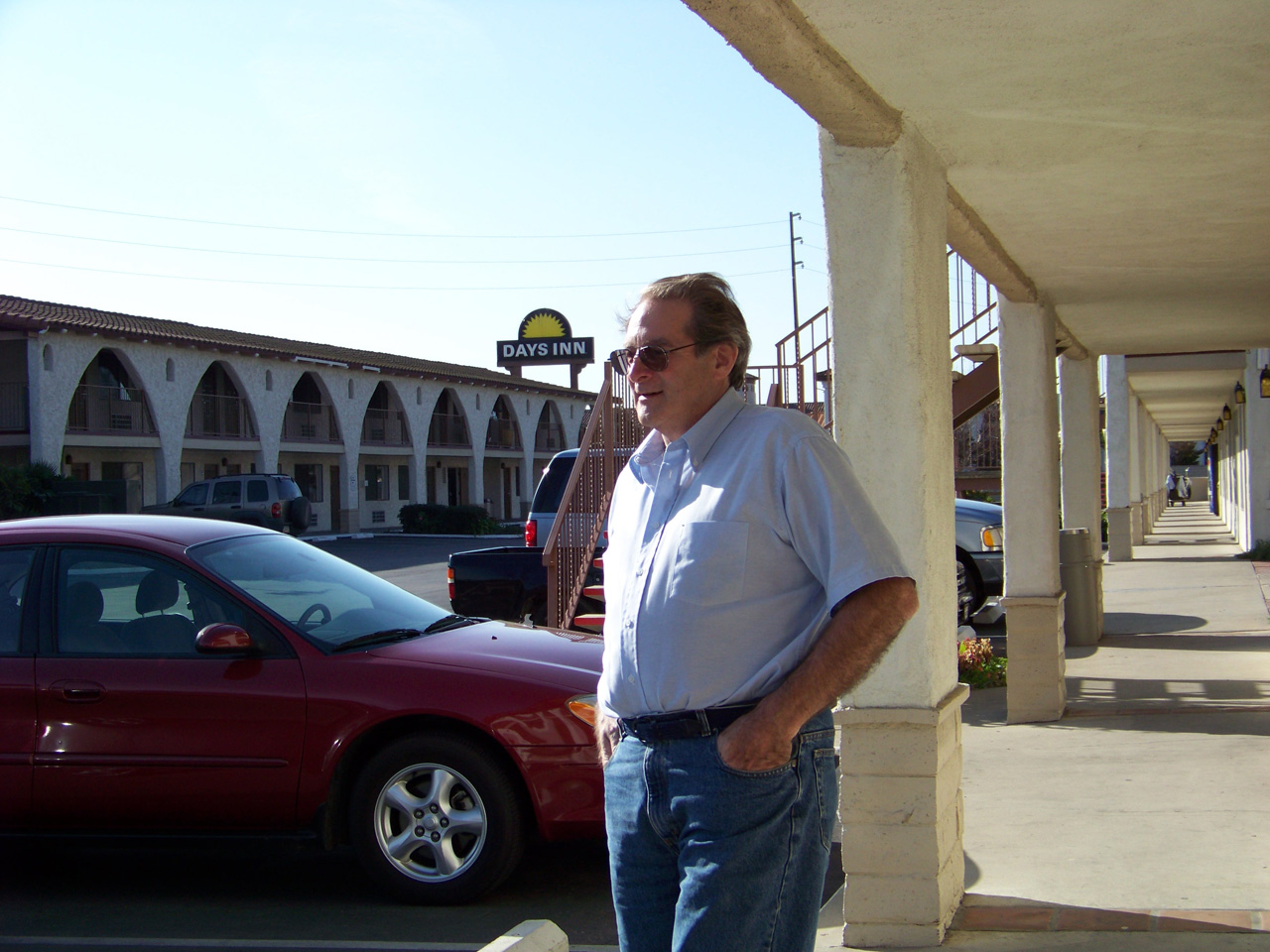 07-12-16, 0033, Gerry, Days Inn, Camarillo, CA