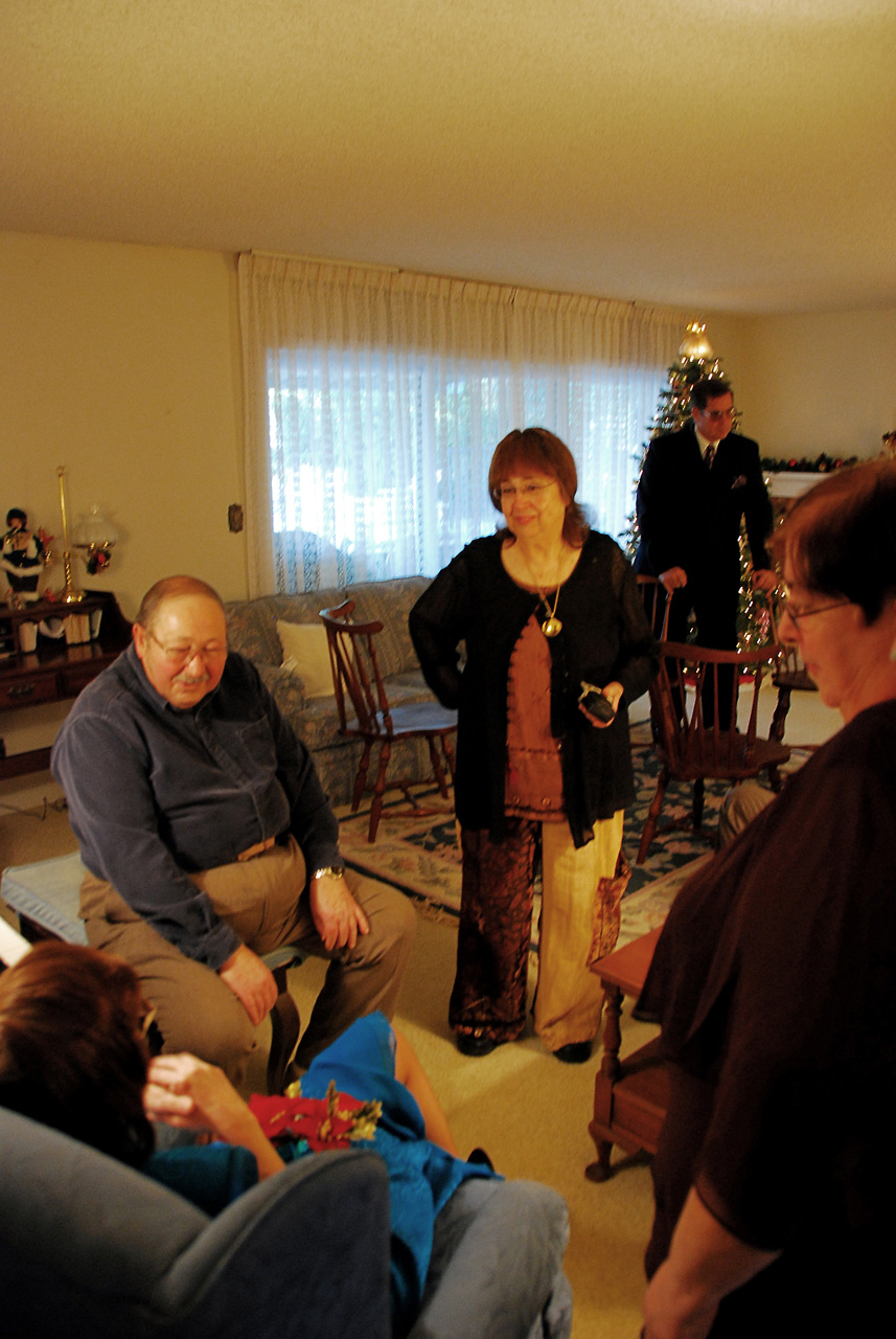 07-12-16, 033, Linda, Jim, Catherine, Carl, and Janice, Renew Vows