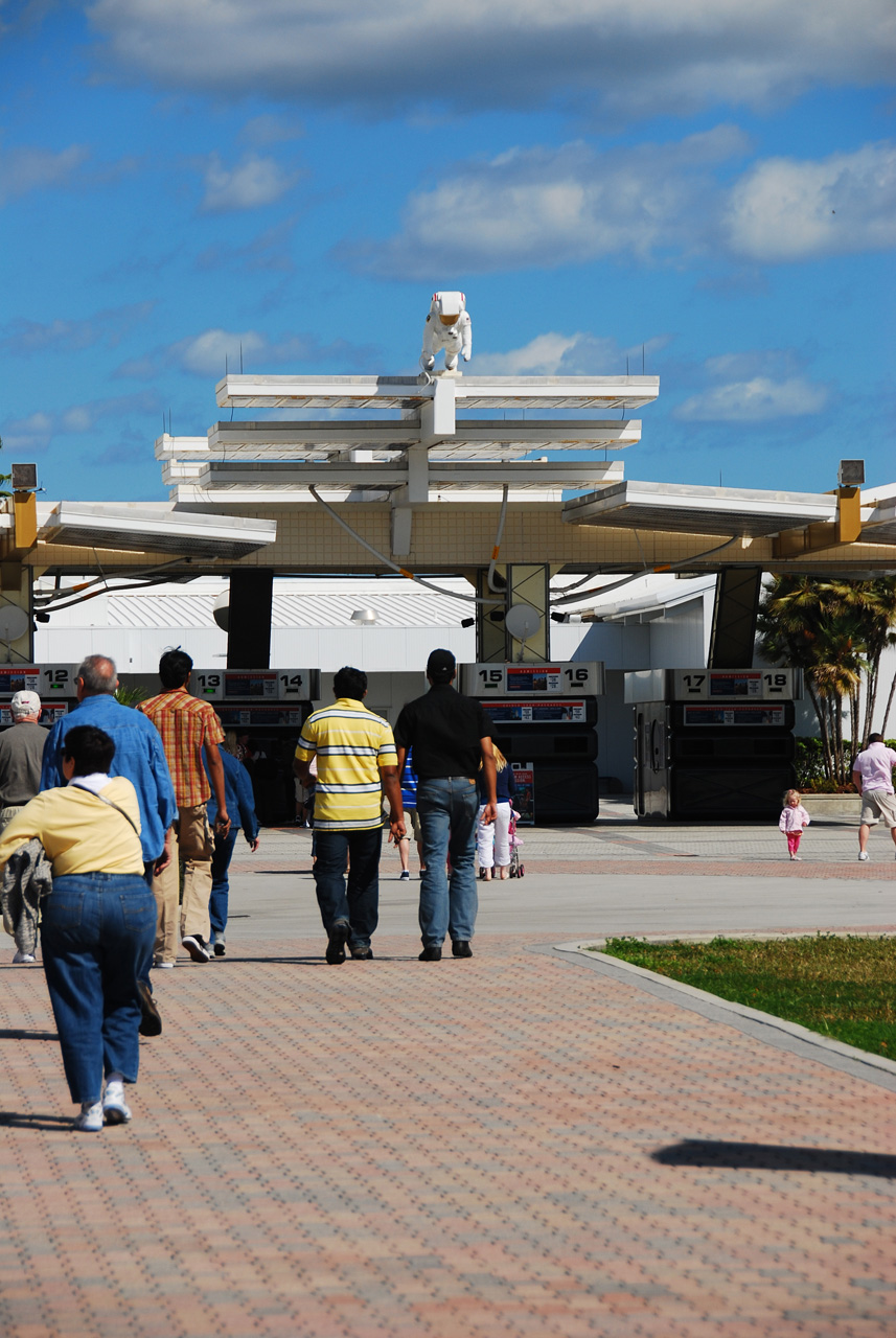 08-02-29, 006, Kennedy Space Center, Fla