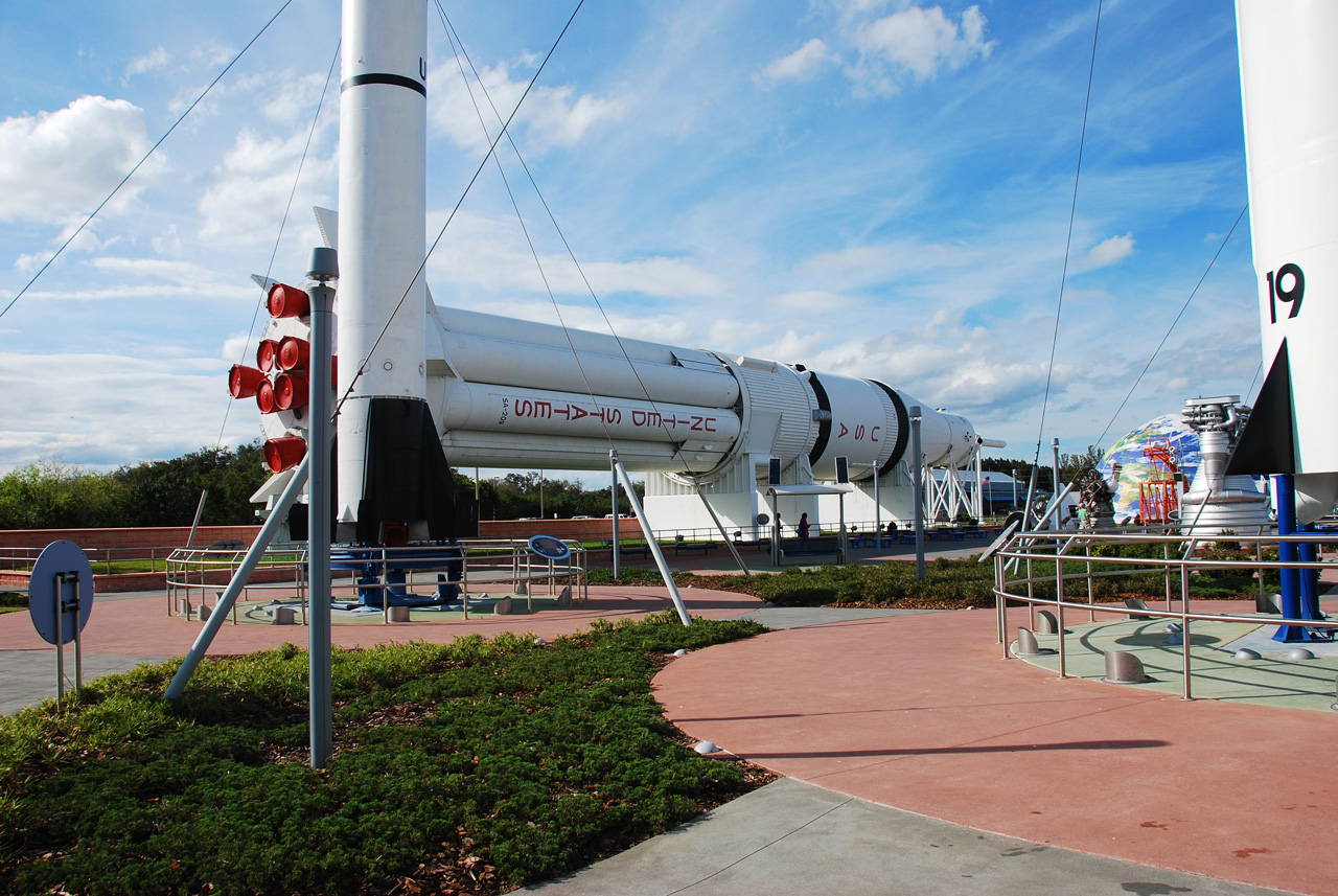 08-02-29, 105, Kennedy Space Center, Fla