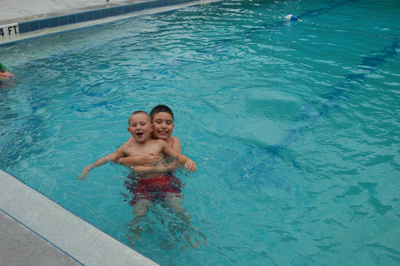 08-07-31, 038, Connor and Mikey, Fla