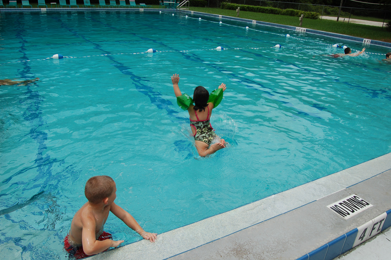 08-07-31, 046, Connor and Kaitlyn, Fla