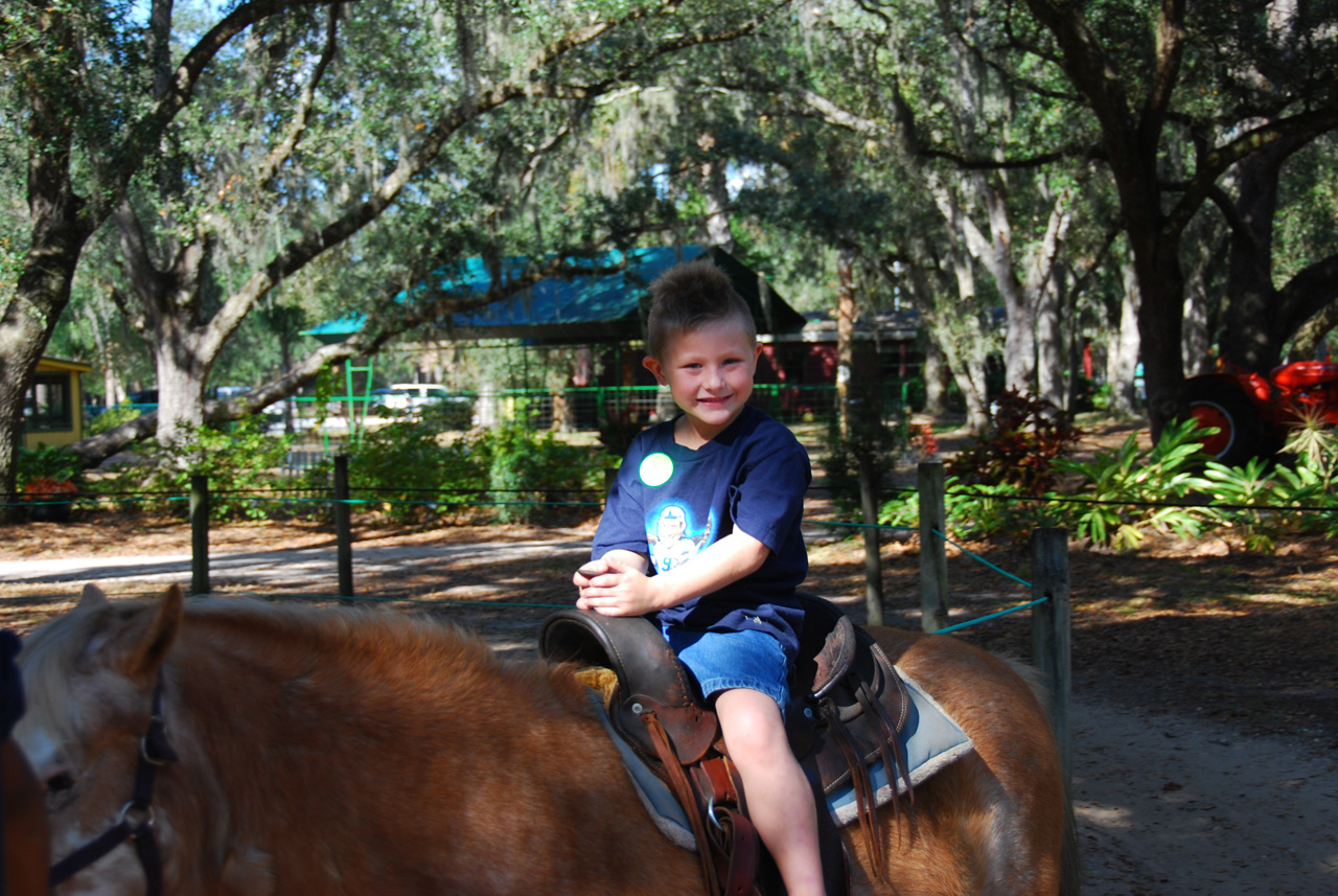 08-12-29, 016, Green Meadows Farm, Fla