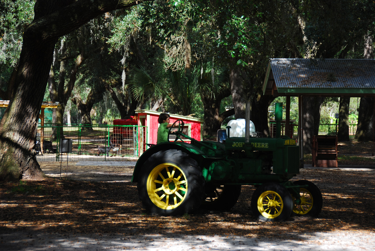 08-12-29, 070, Green Meadows Farm, Fla