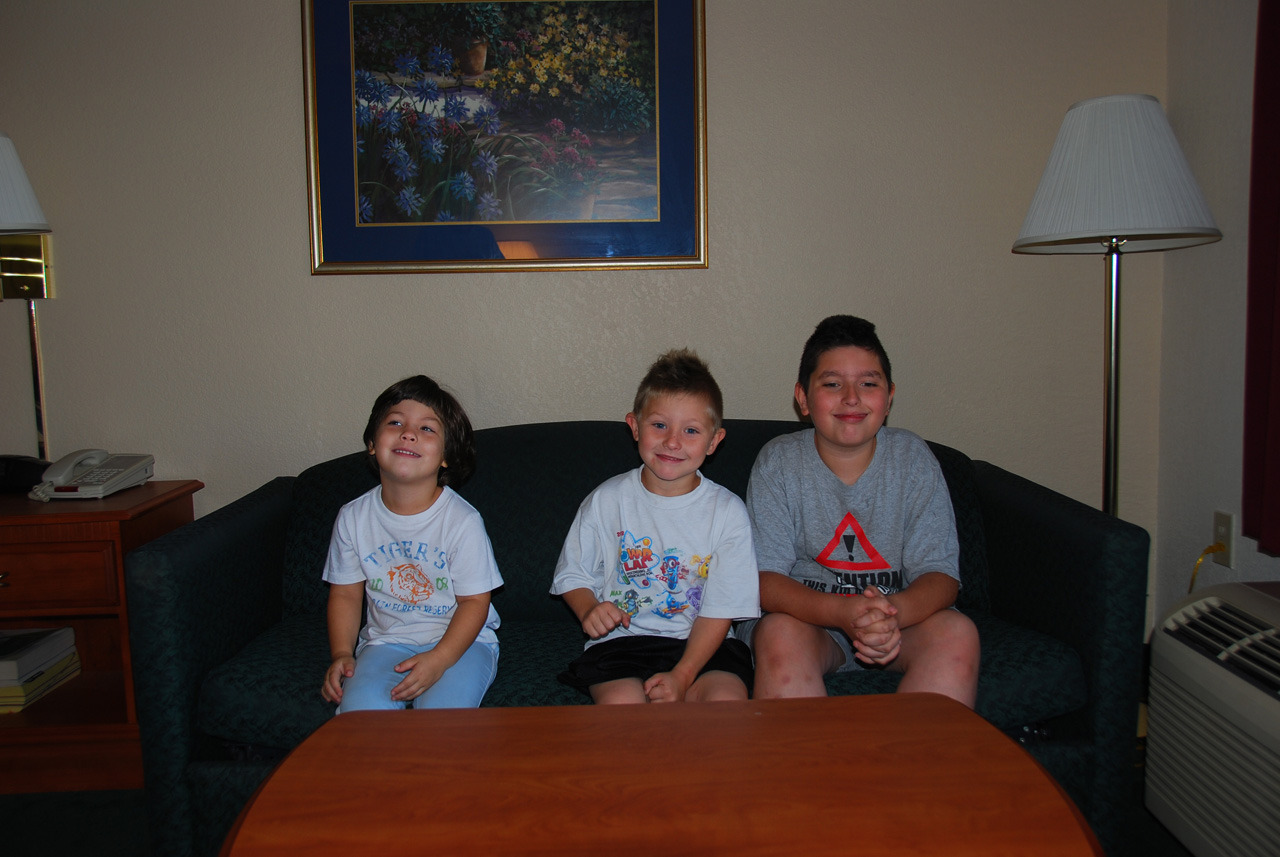 09-01-03, 006, The Kids, Hampton Inn, Fla