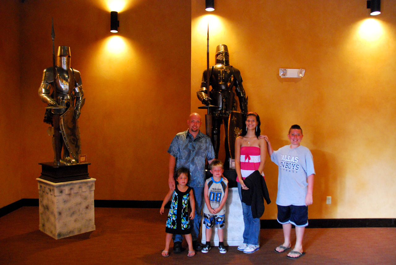2009-04-05, 032, Michael's Birthday at Medieval Times, Florida