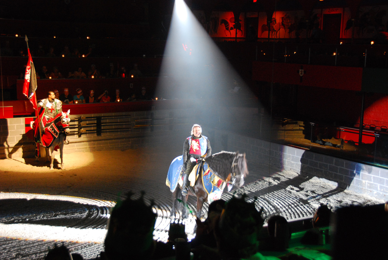 2009-04-05, 043, Michael's Birthday at Medieval Times, Florida