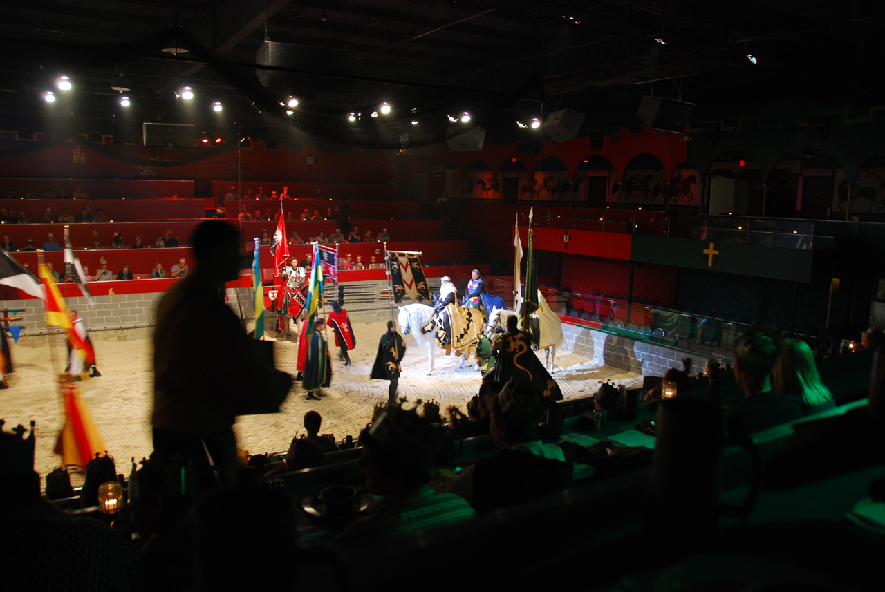 2009-04-05, 050, Michael's Birthday at Medieval Times, Florida