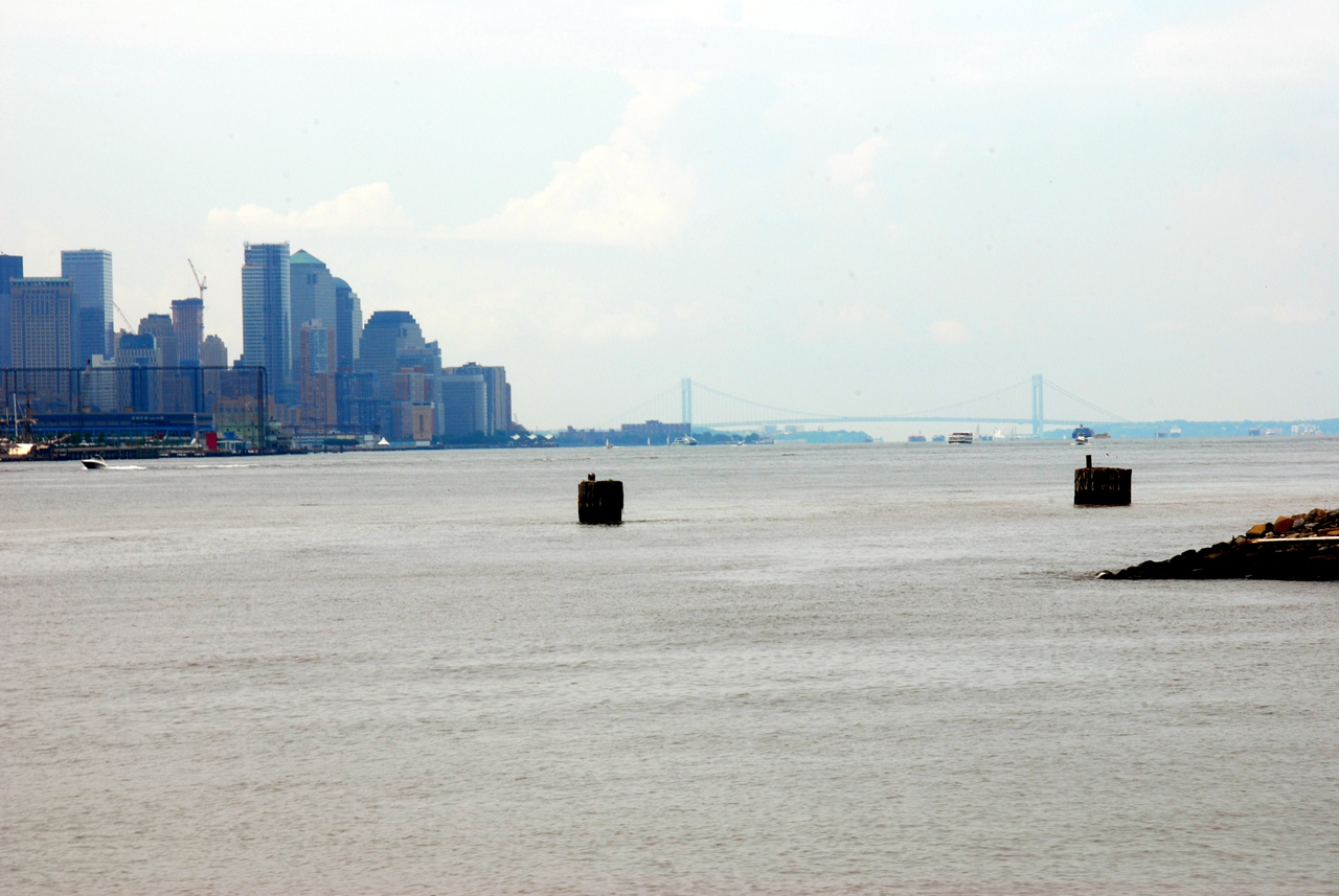 2009-06-03, 007, Intrepid Vist