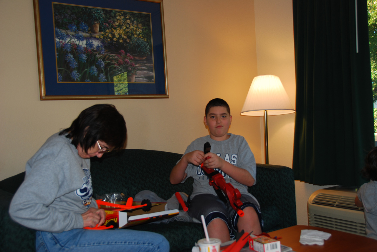 2009-12-29, 011, Linda and Mikey, Florida