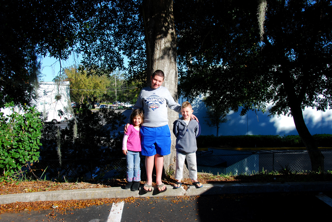 2010-01-02, 105, Kaitlyn, Mikey, and Connor, Florida