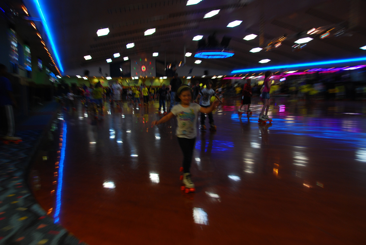 2011-03-24, 046, Roller Skating, Florida