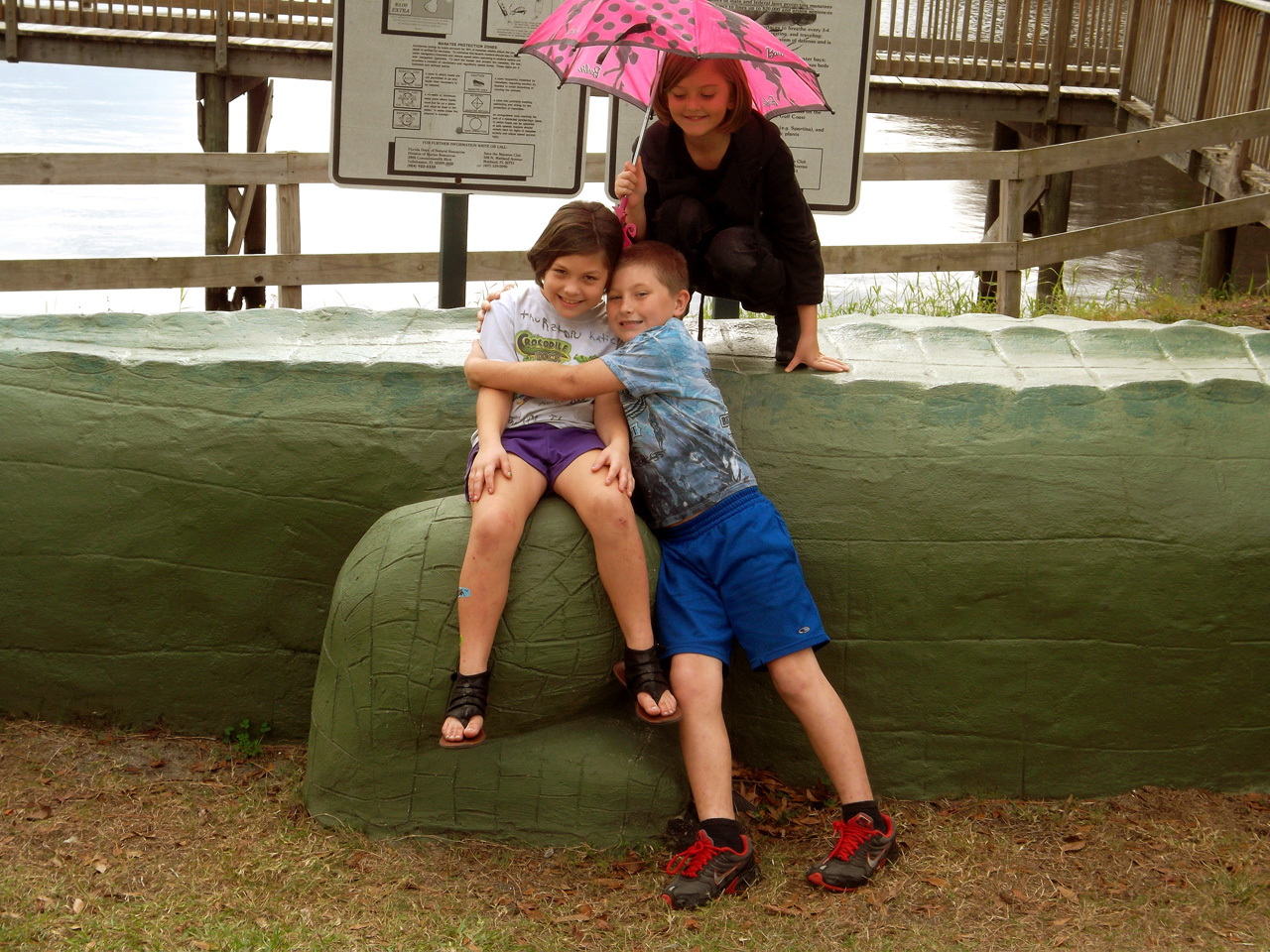 2013-01-07, 010, Kaitlyn, Connor, and Izzie, Lake Monroe, FL